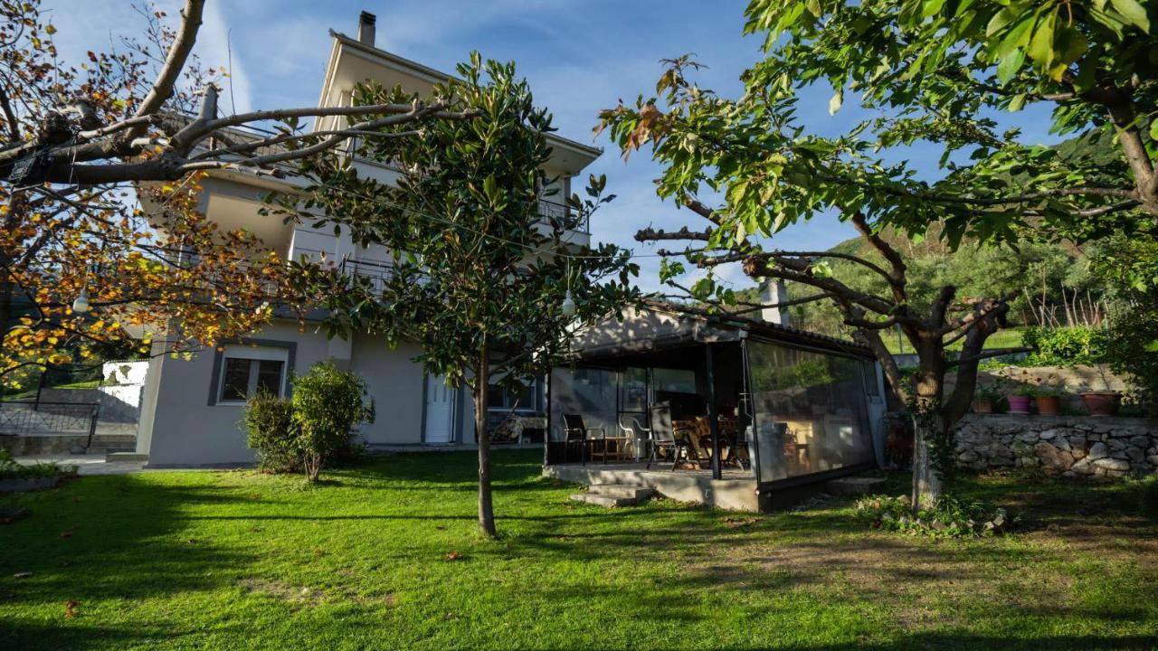 Lago Village House Kalambaka Eksteriør billede